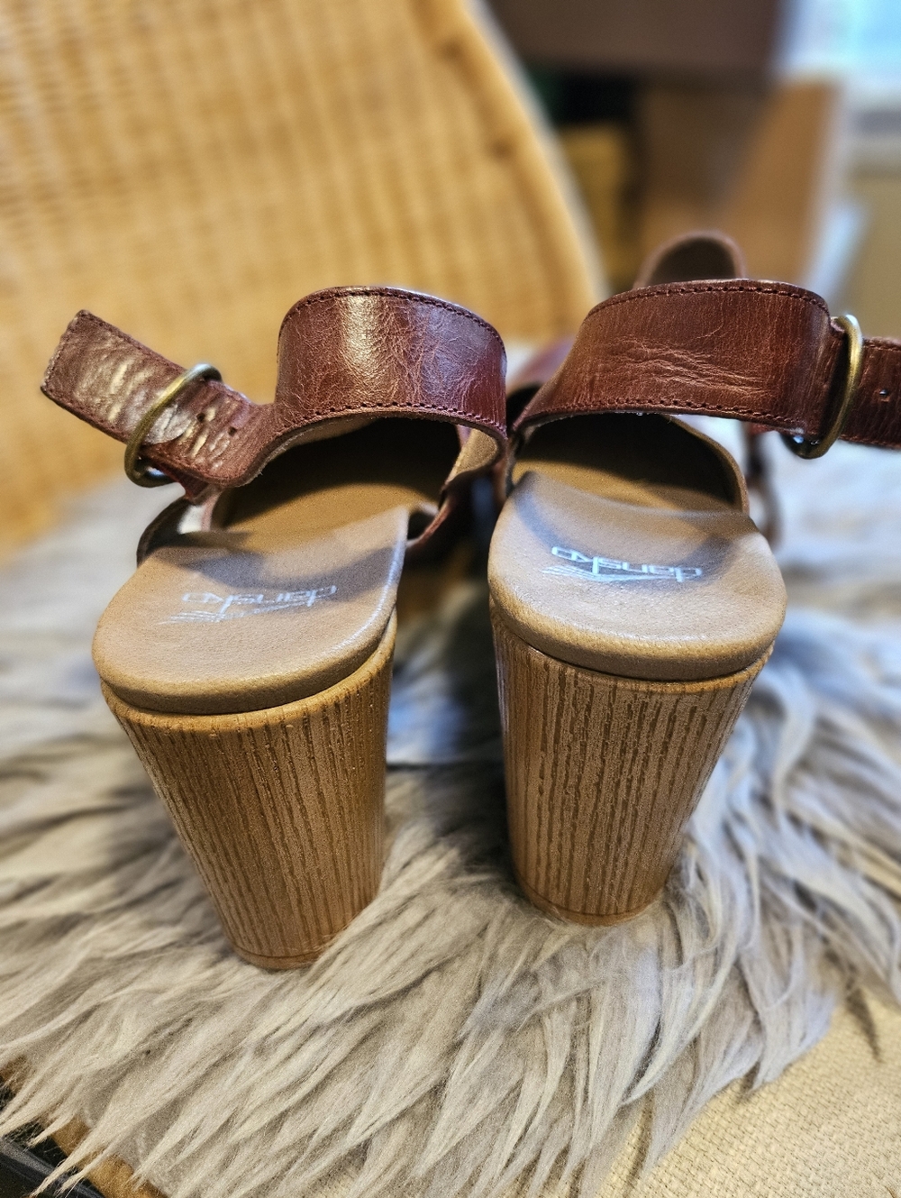 Dansko Dotty EU 40 US 10 Cherry Mary Jane Ankle Strap Heels Clogs Sandals - Picture 3 of 11